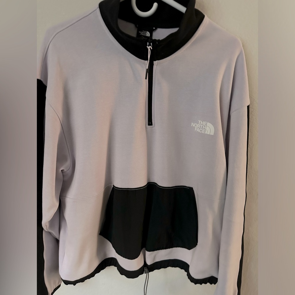 Pullover light purple sweater